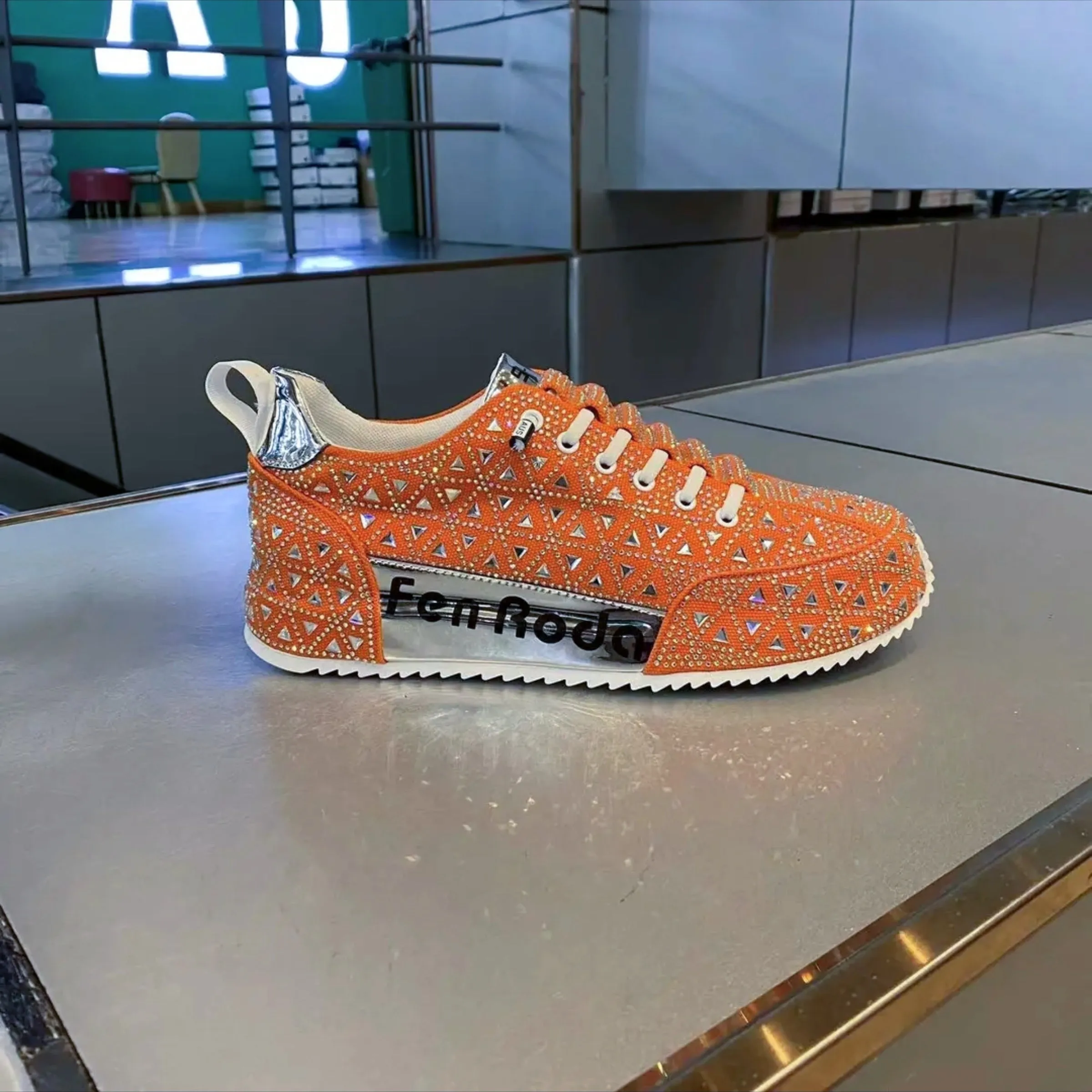Men's slip-on breathable sneakers with hot drilling cloth surface, round toe, thick bottom rubber sole