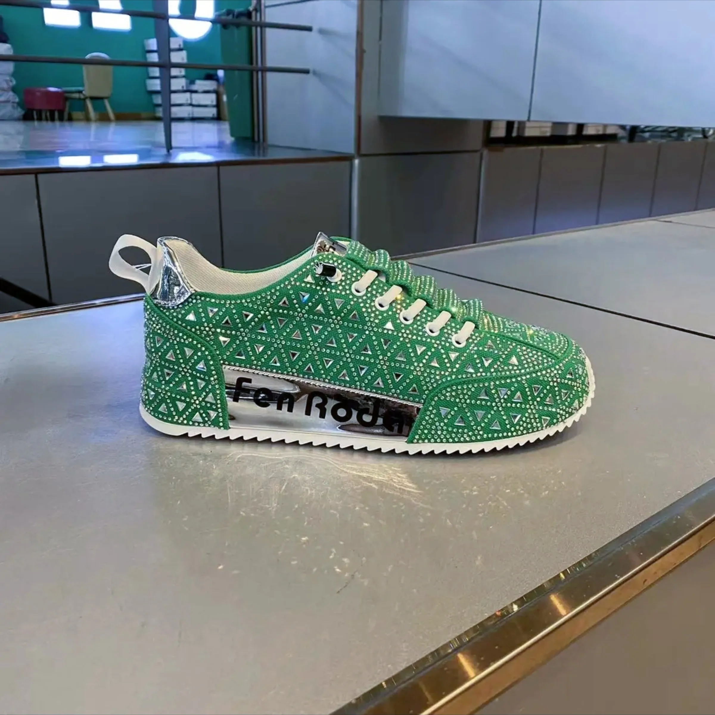 Men's slip-on breathable sneakers with hot drilling cloth surface, round toe, thick bottom rubber sole