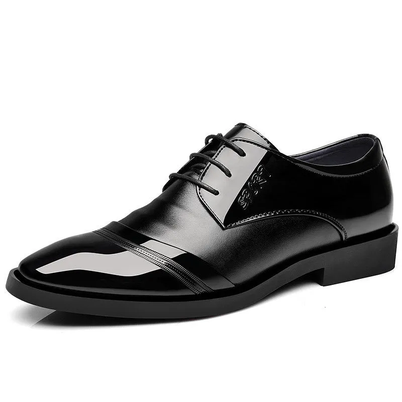 Men's casual pointed PU leather shoes in black with stitching details and rubber sole