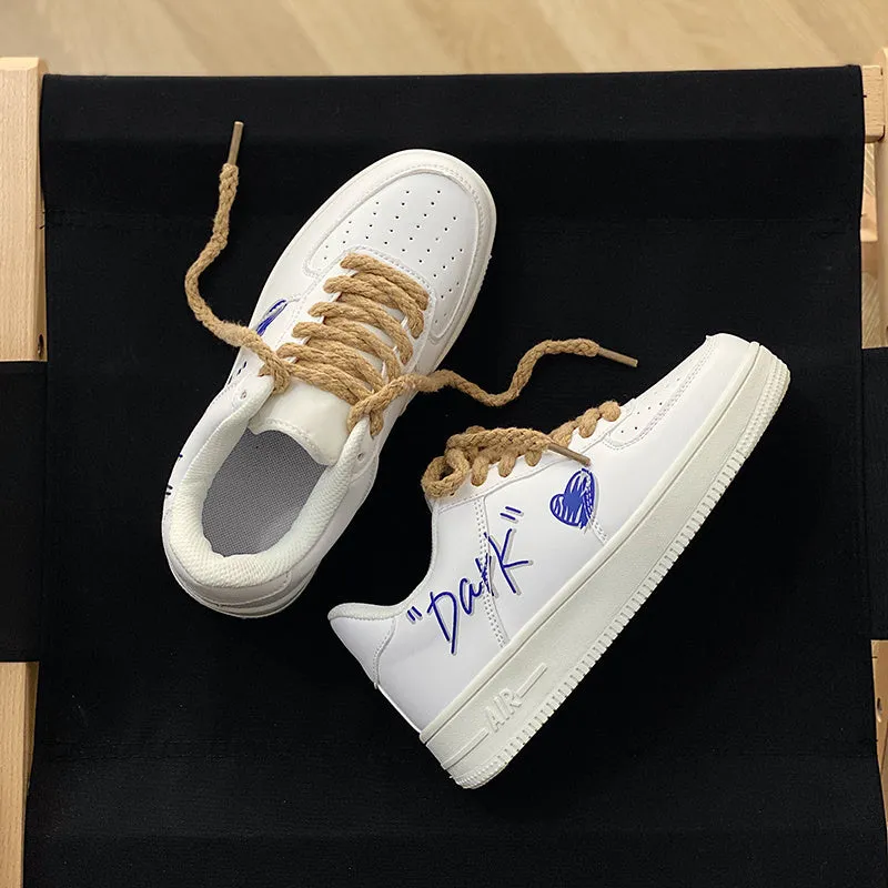 Low cut white PU sports casual shoe for men, lace-up design, solid colour, side view