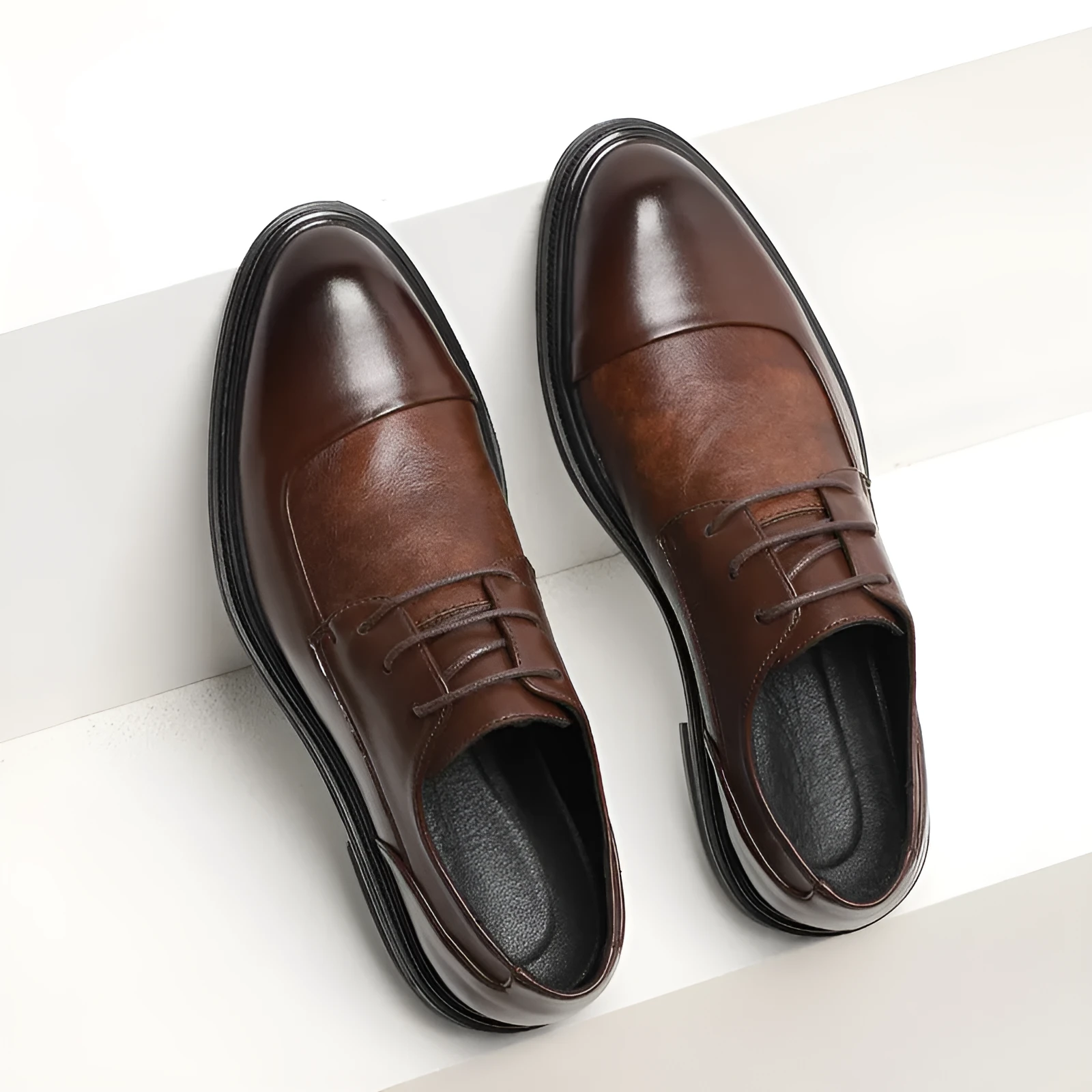 Men's pointed British style black dress shoes with rubber sole for formal wear