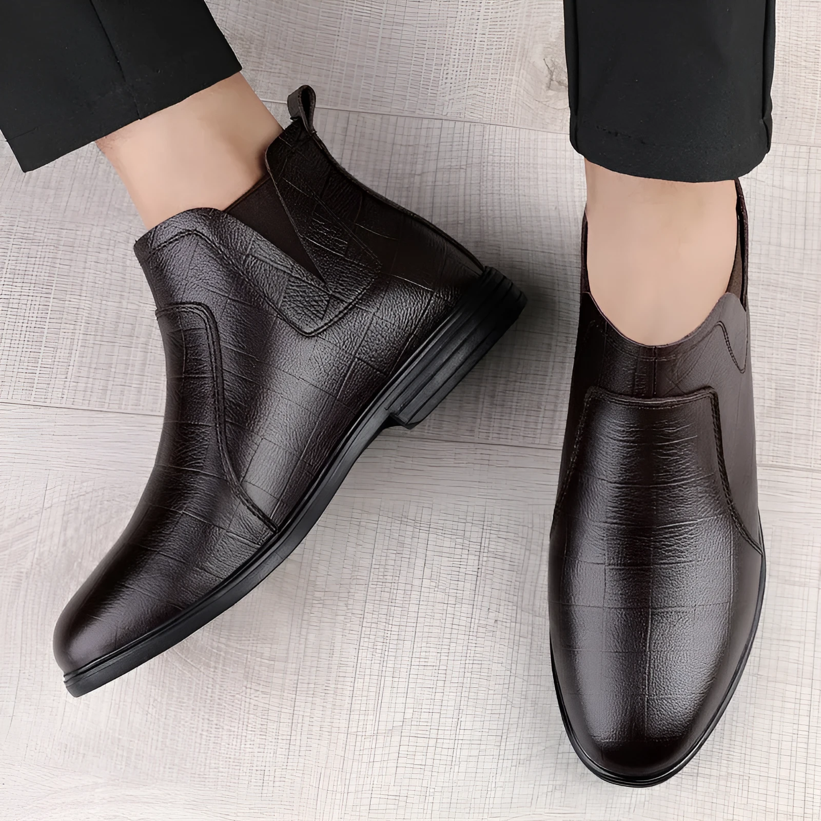 Men's casual leather boot black fleece lined first layer cowhide low heel winter