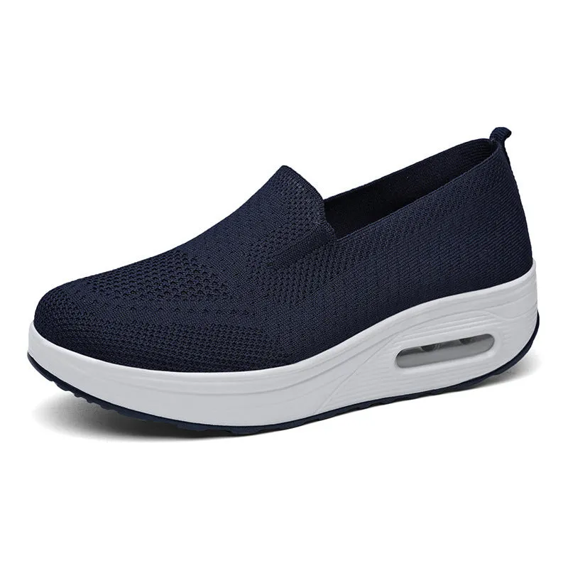 Women's mesh casual low top lace-up shoes in black with car stitching and round toe