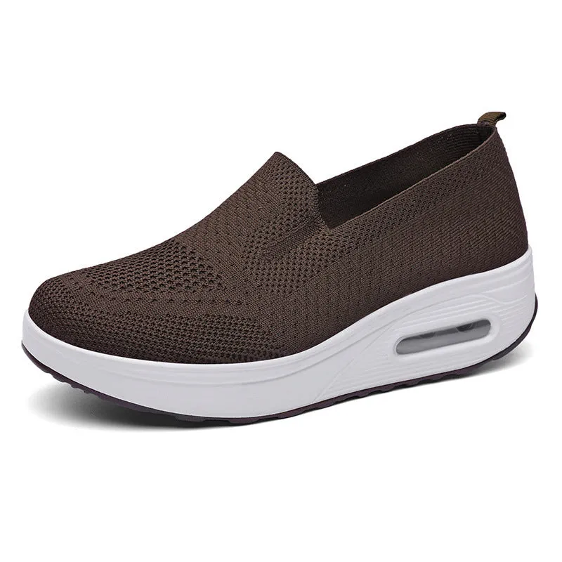 Women's mesh casual low top lace-up shoes in black with car stitching and round toe