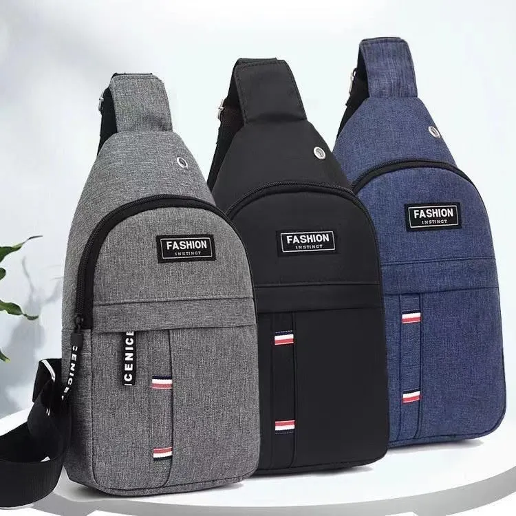 Outdoor mountaineering cycling shoulder messenger bag in Oxford cloth, dark blue, with single strap and letter motif