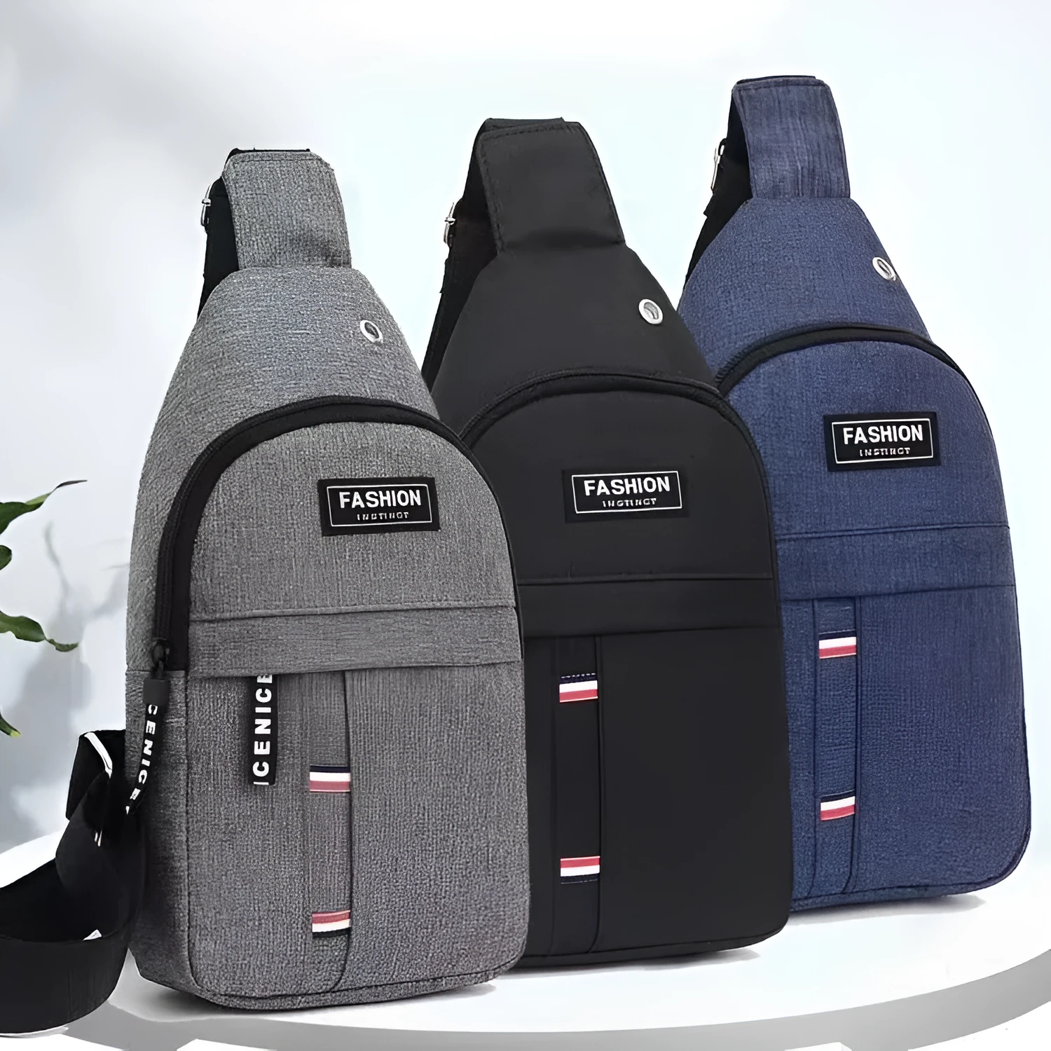 Outdoor mountaineering cycling shoulder messenger bag in Oxford cloth, dark blue, with single strap and letter motif