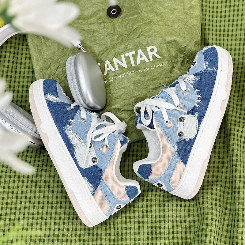 Canvas bread shoes in Denim Blue Pink colour, low top design with stitching details and PU sole