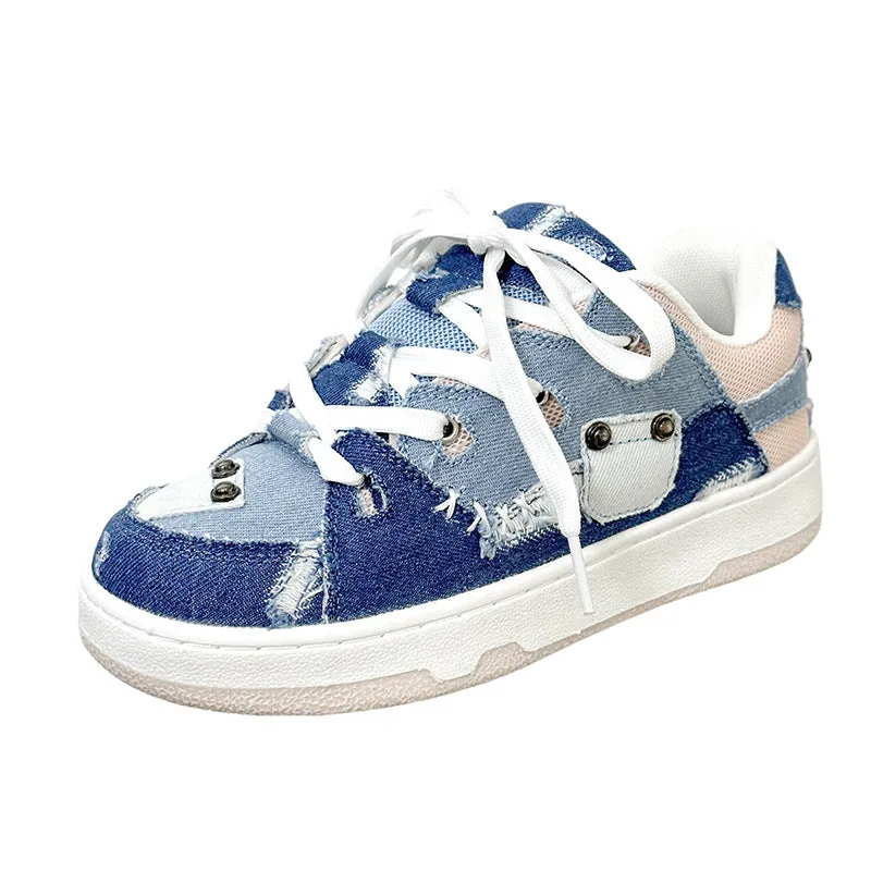 Canvas bread shoes in Denim Blue Pink colour, low top design with stitching details and PU sole