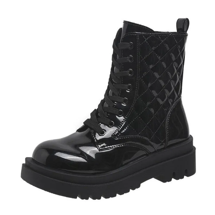 Women's lace-up thick-heeled ankle boots with quilted pattern, round toe, and rubber sole in beige