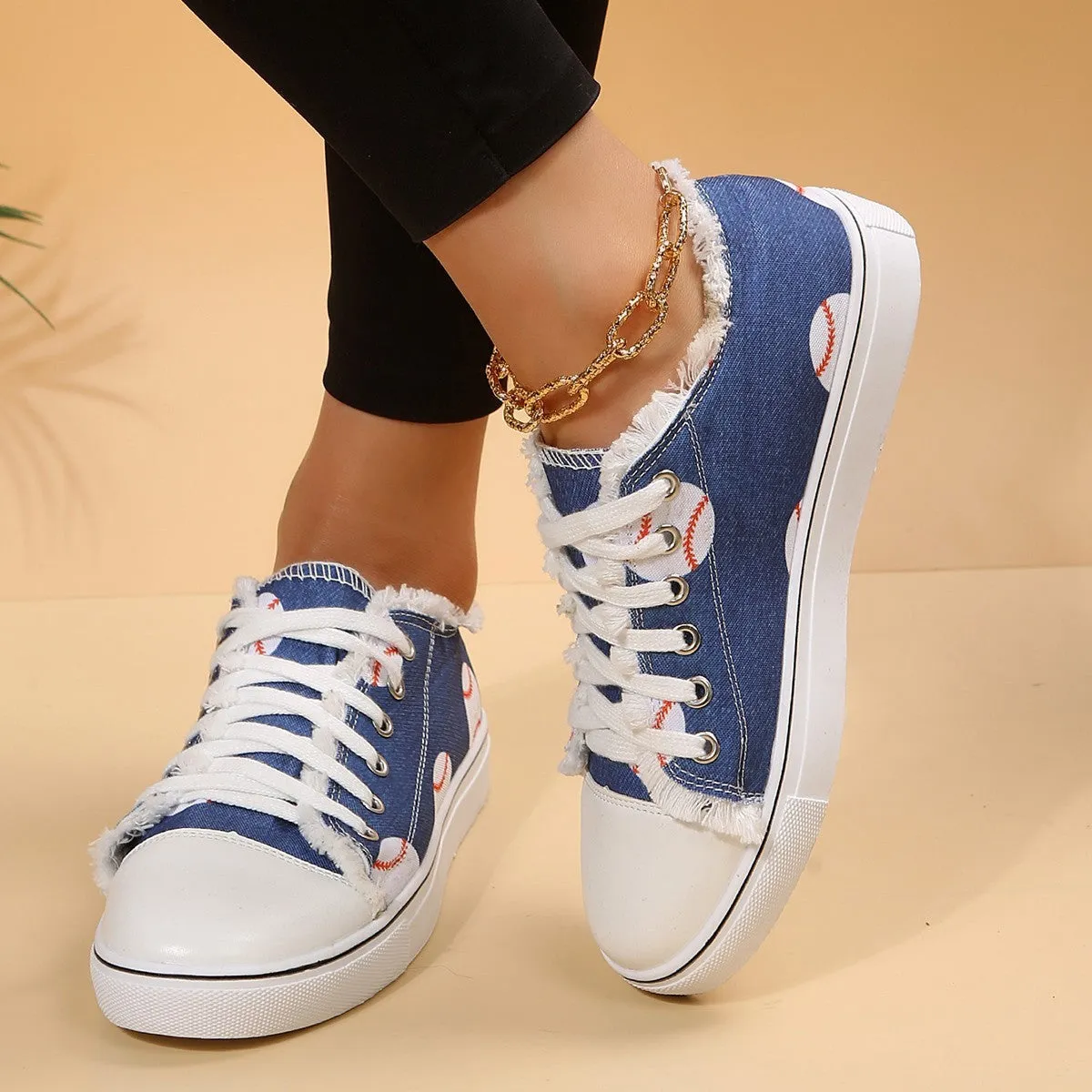 Casual flat canvas lace-up shoes with flower print, low-top, rubber sole, stitching detail, women walking loafers