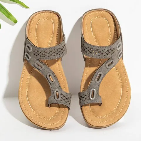 Women's summer slippers with artificial PU upper, rubber sole, available in green colour, side view