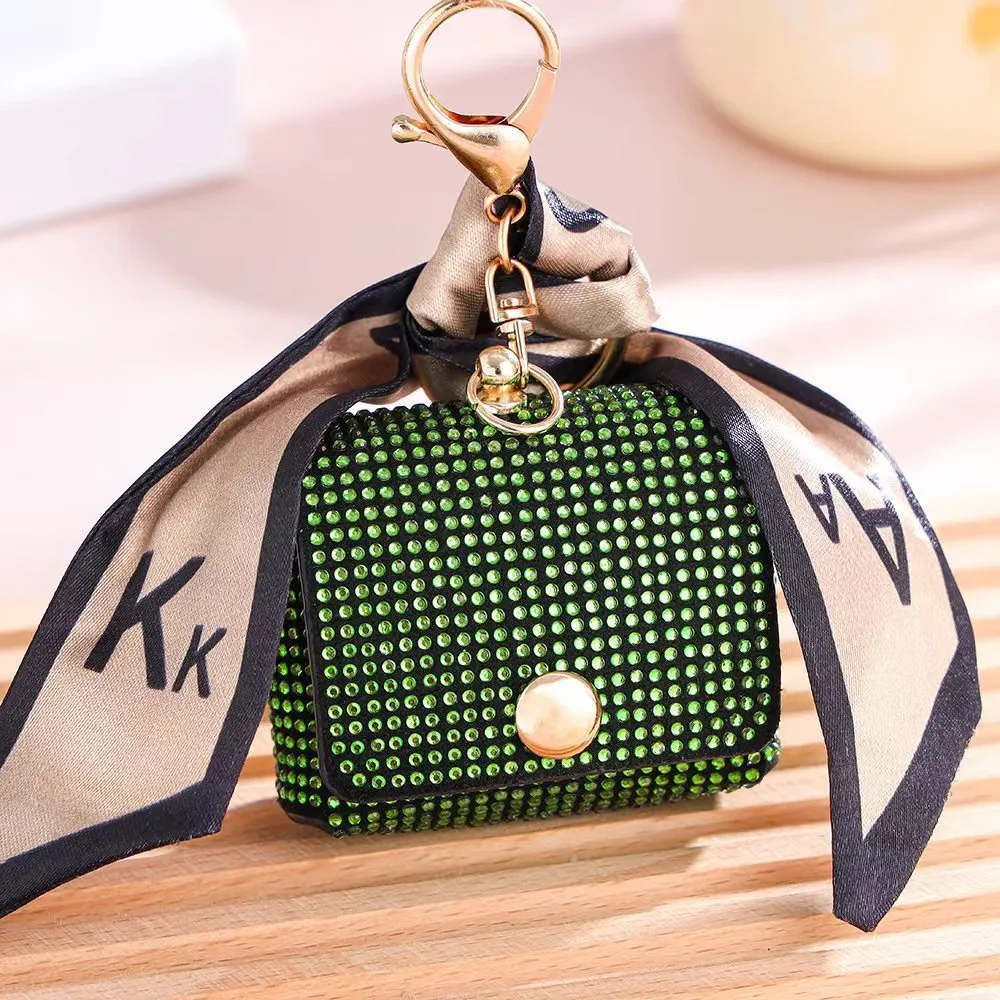 Mini diamond coin purse in ultra light polyester with chain, 7x5cm, black colour