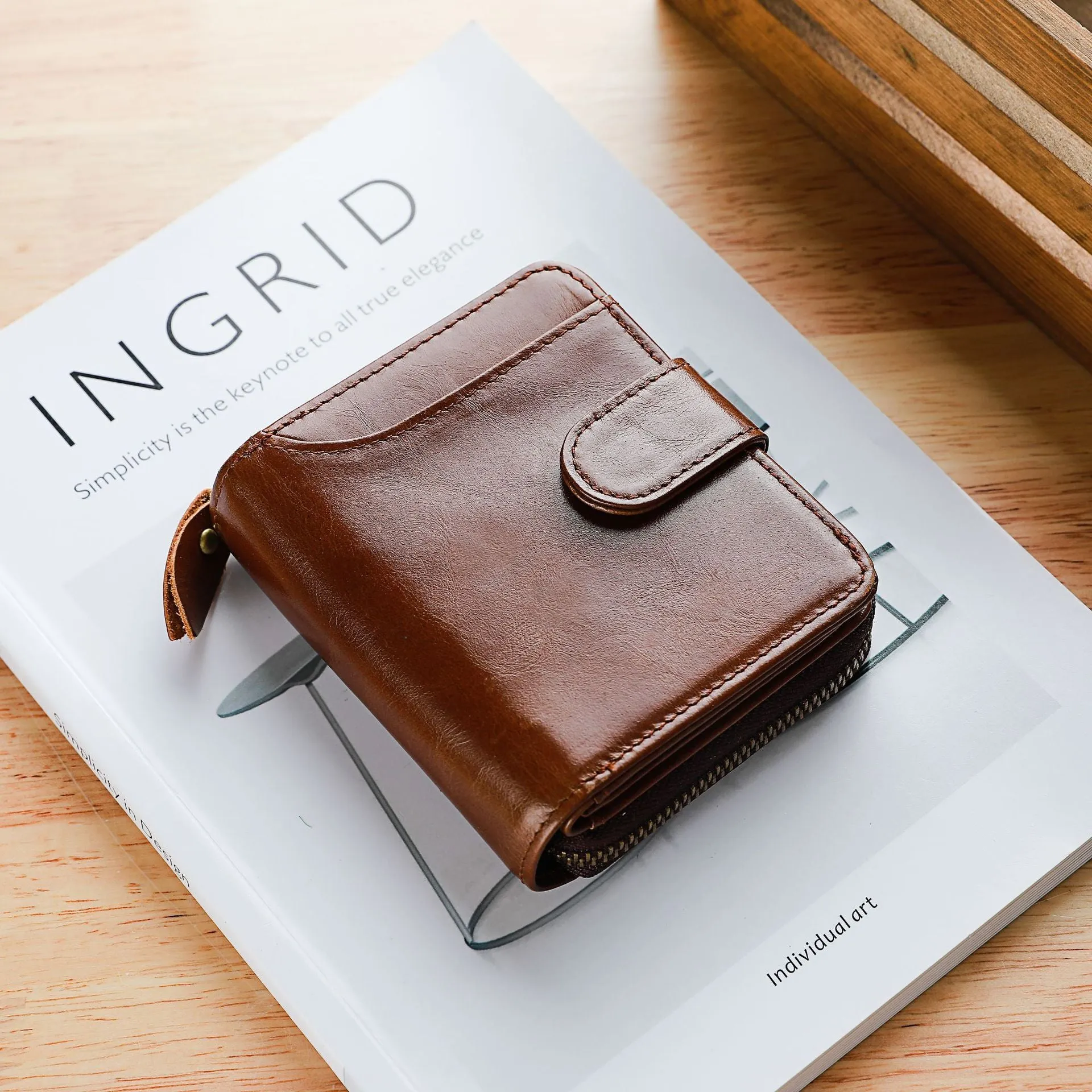 Genuine leather men's short wallet with multiple card slots in black colour