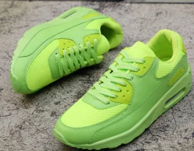 Unisex low-top running shoes in Army Green with cushioned sole, retro style, available in sizes 36-46