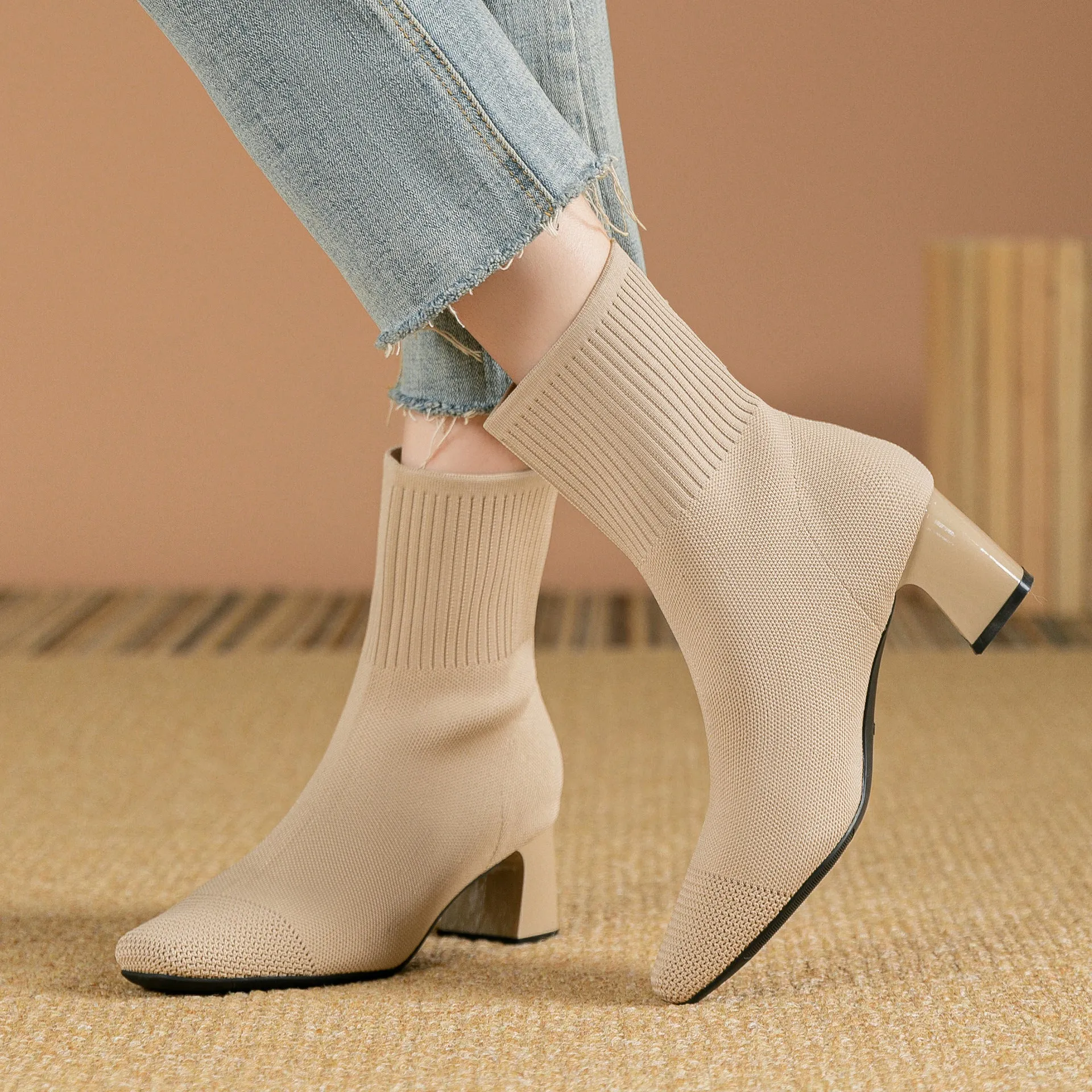 Women's chunky heel knitted sock boots in solid colour, mid-calf length with square toe and cotton lining