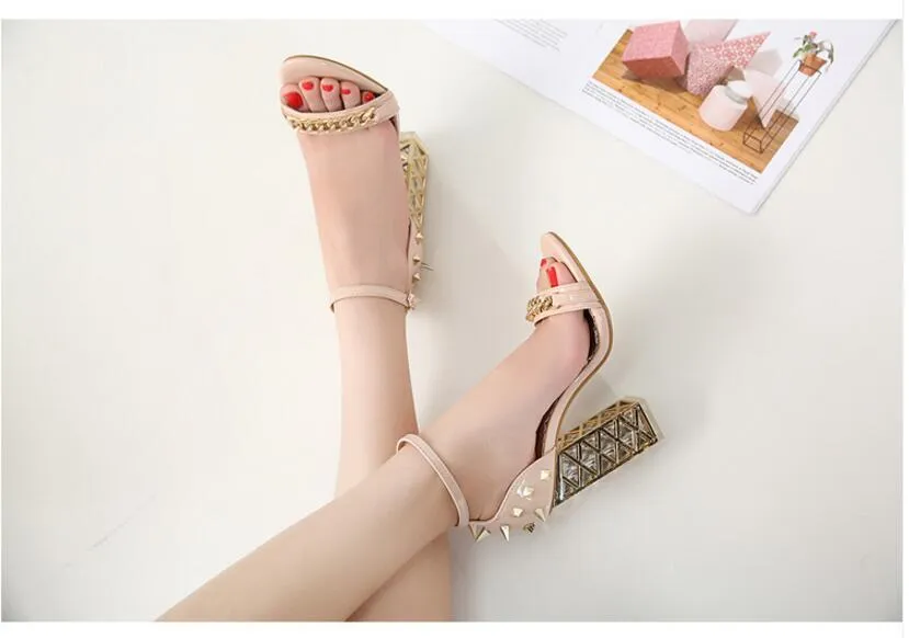 Summer toe chain sandals with buckle closure in suede, available in black, beige, and apricot