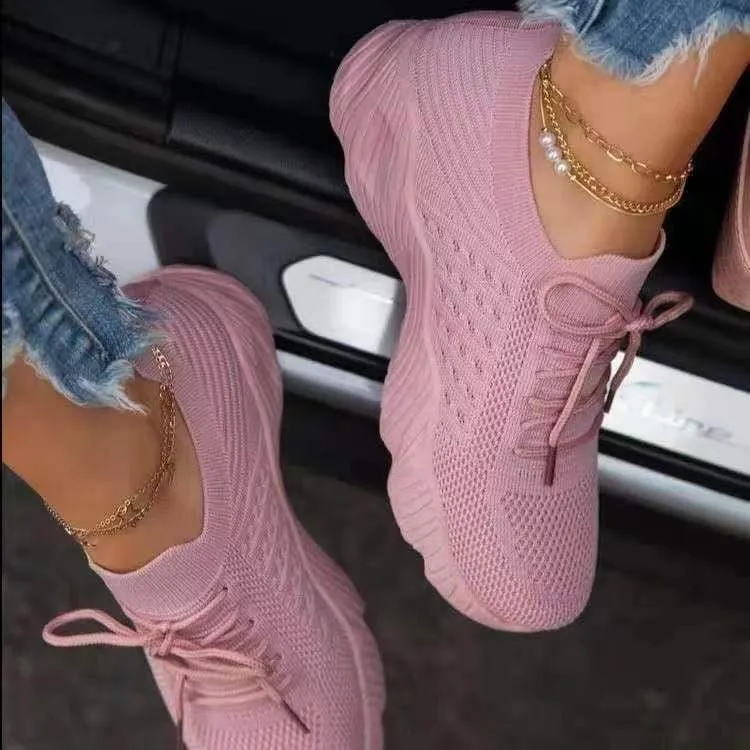 Women's solid colour lace-up flying knitted platform sneakers for outdoor walking, breathable mesh upper
