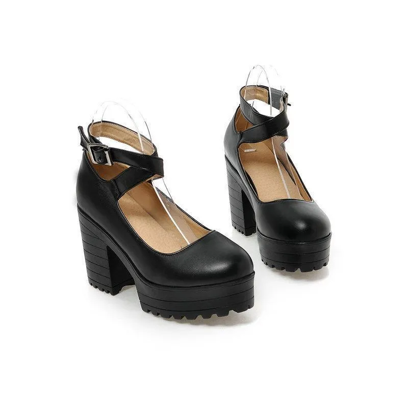 Women's chunky heel platform high shoes in solid colour with buckle fastening and rubber sole
