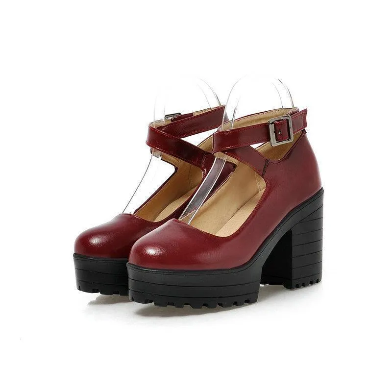 Women's chunky heel platform high shoes in solid colour with buckle fastening and rubber sole