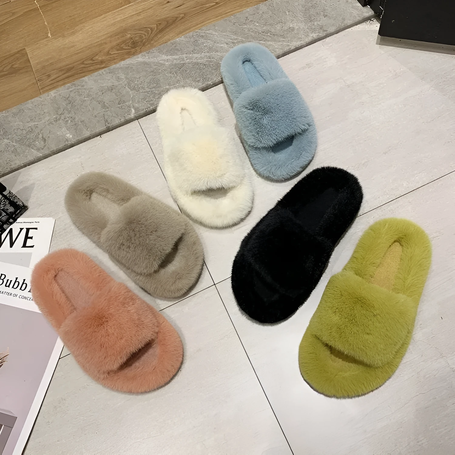 Suede furry slippers with artificial wool insole, round toe, flat heel, available in beige