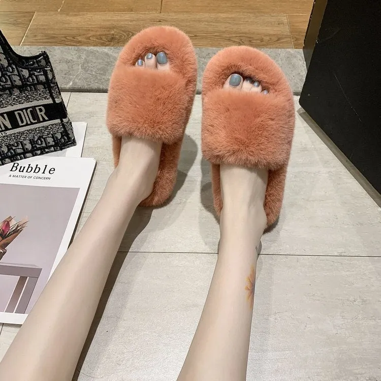 Suede furry slippers with artificial wool insole, round toe, flat heel, available in beige