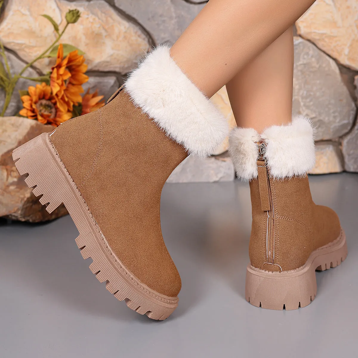 Women's square heel winter snow boots with cotton lining in black and khaki, non-slip sole, sizes 35 to 43