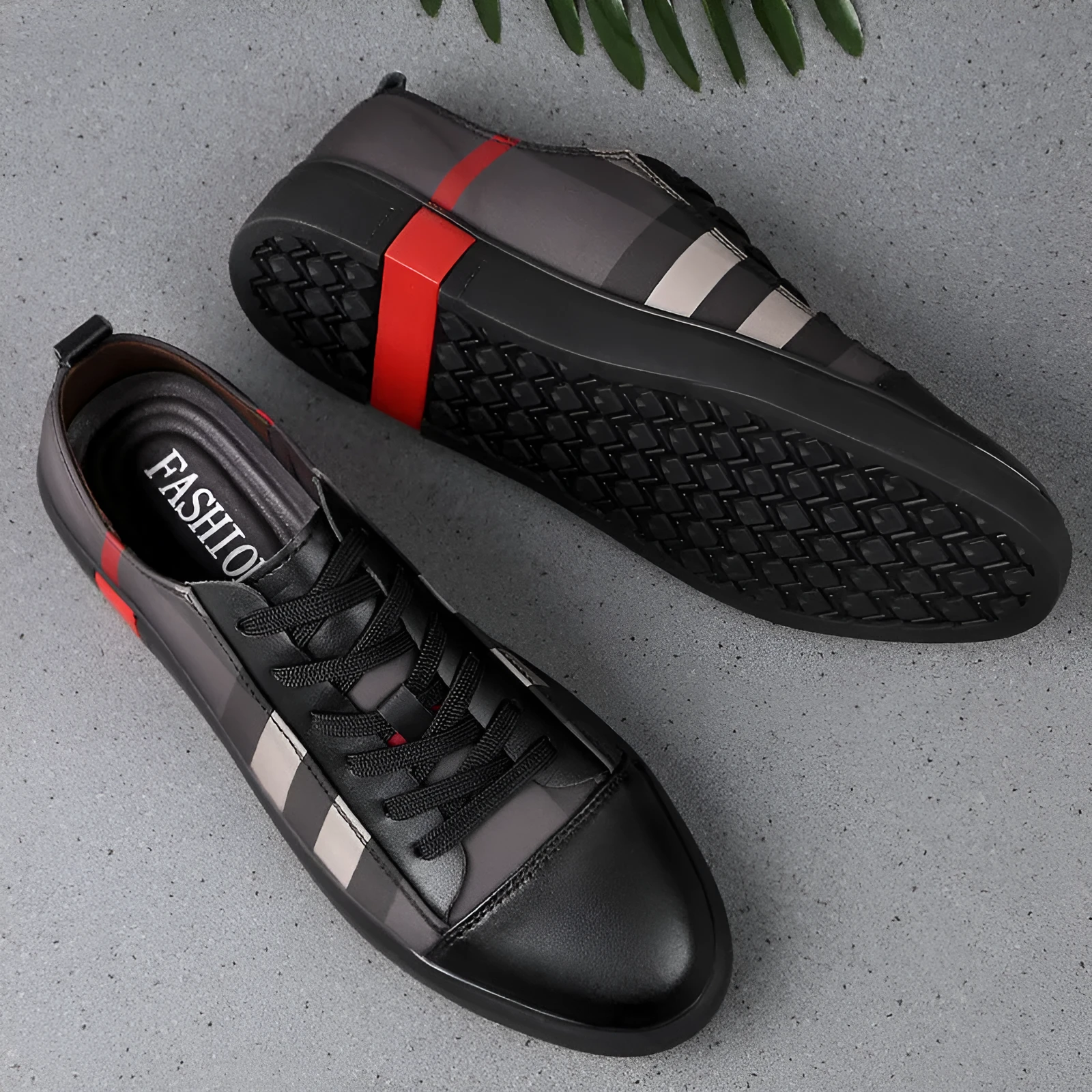 White Korean style breathable leather sneakers for men, round toe with car suture and grid pattern, on a plain background