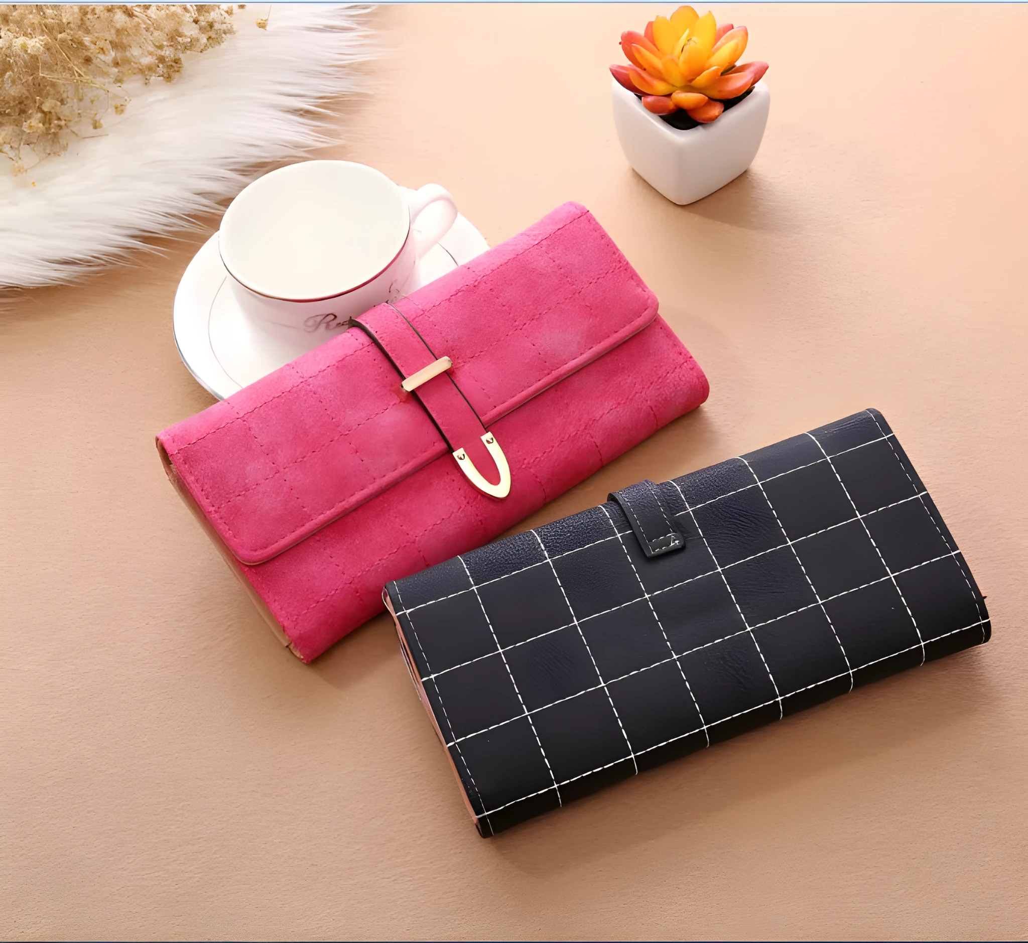 Frosted Lingge long wallet in PU leather with magnetic buckle and diamond pattern, 19.5x9.5cm