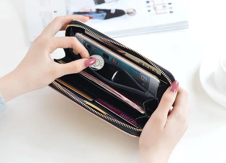 Women cat cartoon wallet artificial leather bi-fold design 10x18.8x3 cm in beige colour