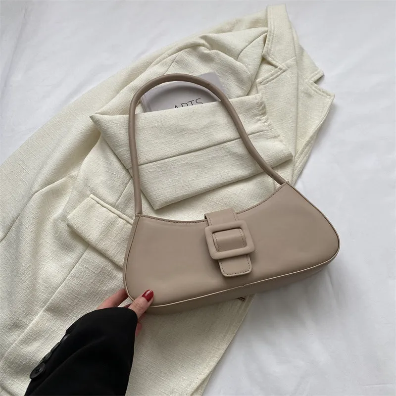Western style shoulder texture crossbody underarm small square bag in PU with zipper compartment, black colour, 29.5x13x6 cm