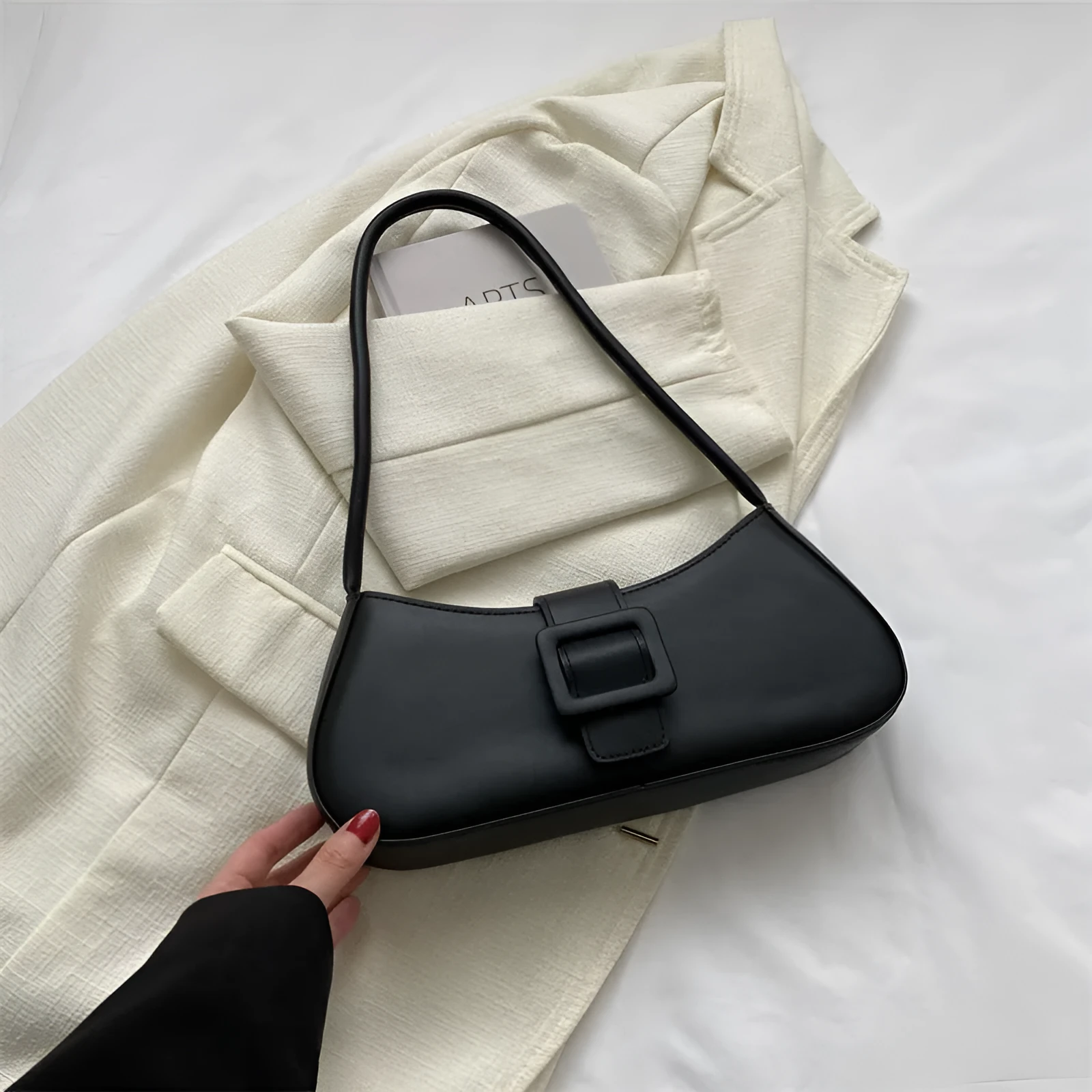 Western style shoulder texture crossbody underarm small square bag in PU with zipper compartment, black colour, 29.5x13x6 cm