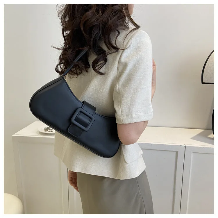 Western style shoulder texture crossbody underarm small square bag in PU with zipper compartment, black colour, 29.5x13x6 cm