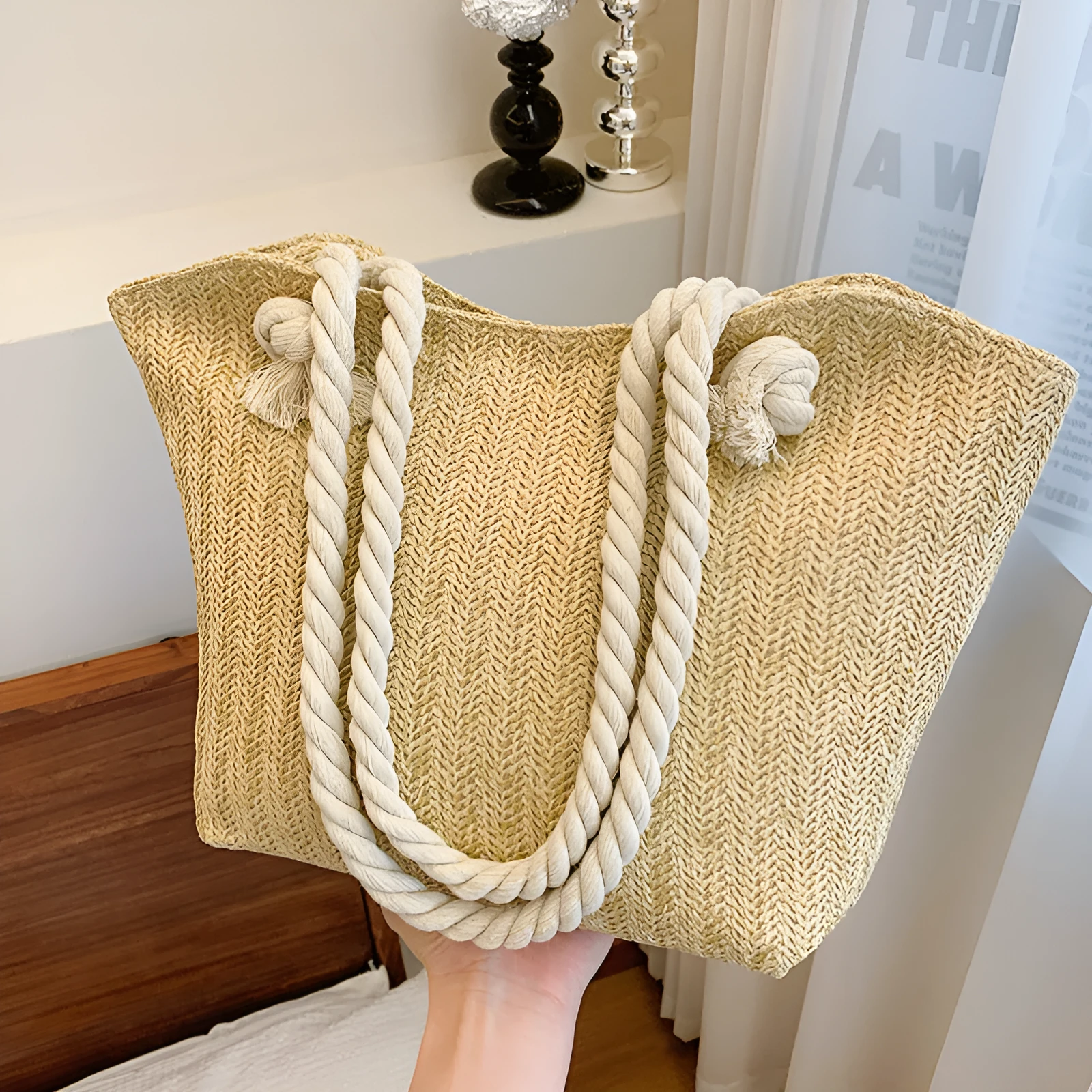 Womens straw large capacity shoulder handbag in khaki with synthetic leather lining and single strap