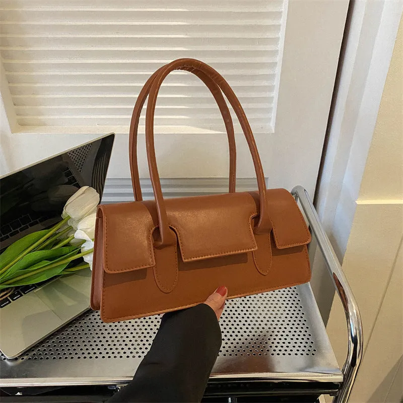 Women's retro-style square shoulder bag in PU leather with single strap and document pocket