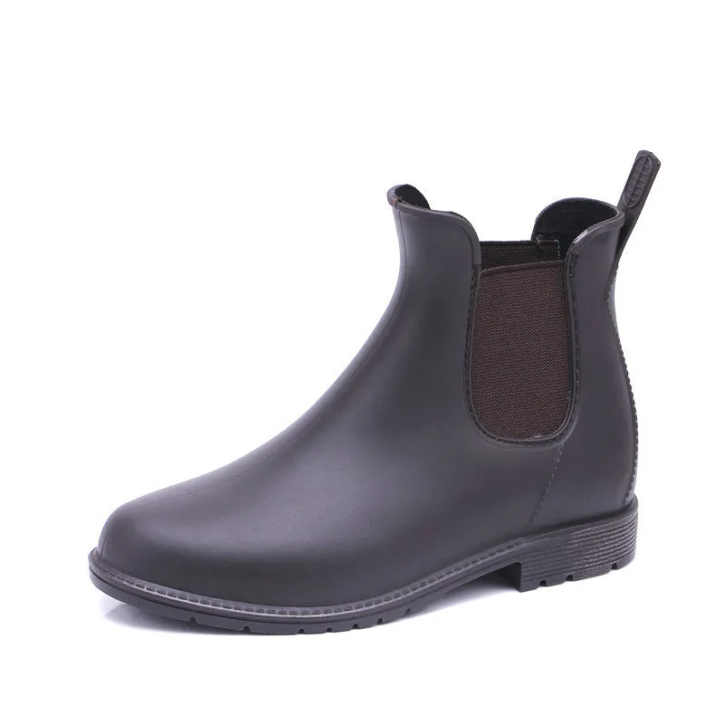 Women's PVC rain boots in black, Martin style with low tube and low heel design