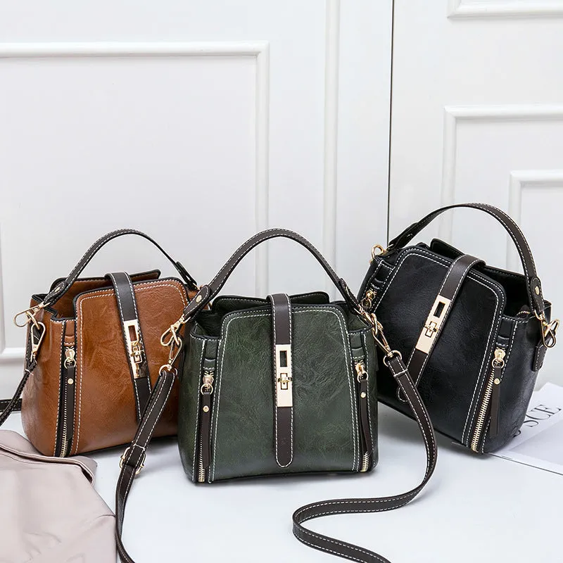 Women shoulder bag in faux leather with detachable handle and adjustable strap, Brown