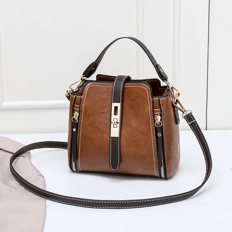 Women shoulder bag in faux leather with detachable handle and adjustable strap, Brown