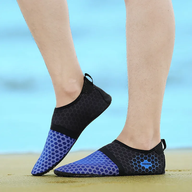 Unisex mesh beach shoes in blue with rubber sole, flat heel, and round toe