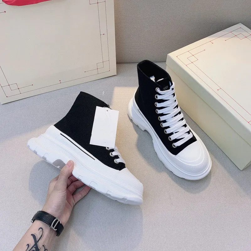 Women's denim casual shoes with platform sole, flat heel, available in black and blue colours