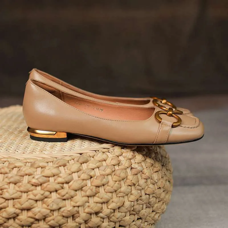 Wanwan Lei style Mary Jane pumps with shallow metal mouth, square toe, and low heel in various colours
