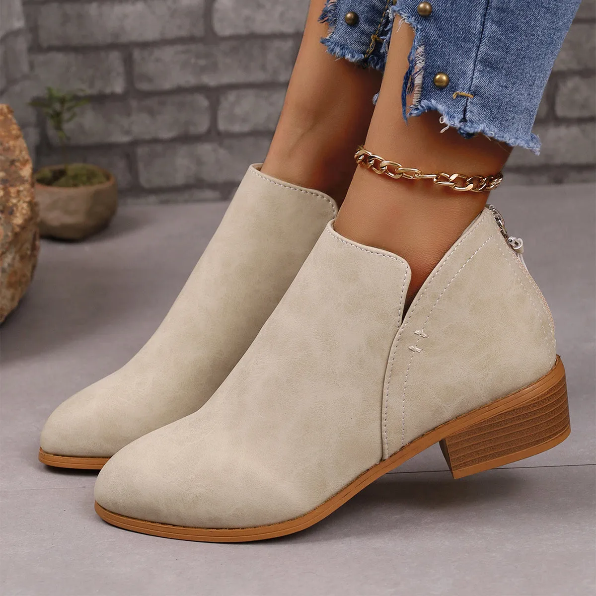 Chunky heel pointed toe ankle boots with V-cut design for women, in khaki colour, side view