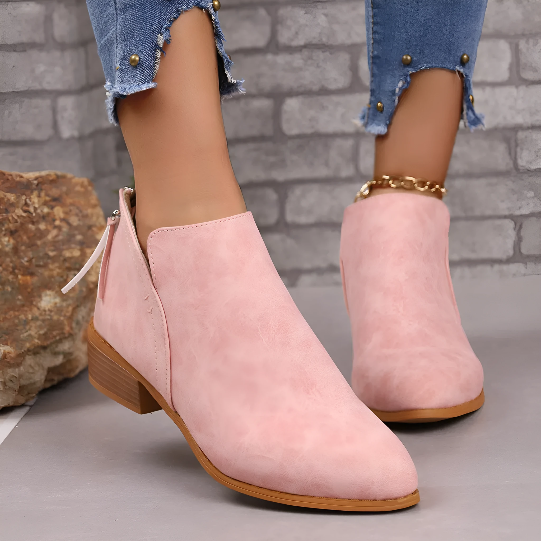 Chunky heel pointed toe ankle boots with V-cut design for women, in khaki colour, side view