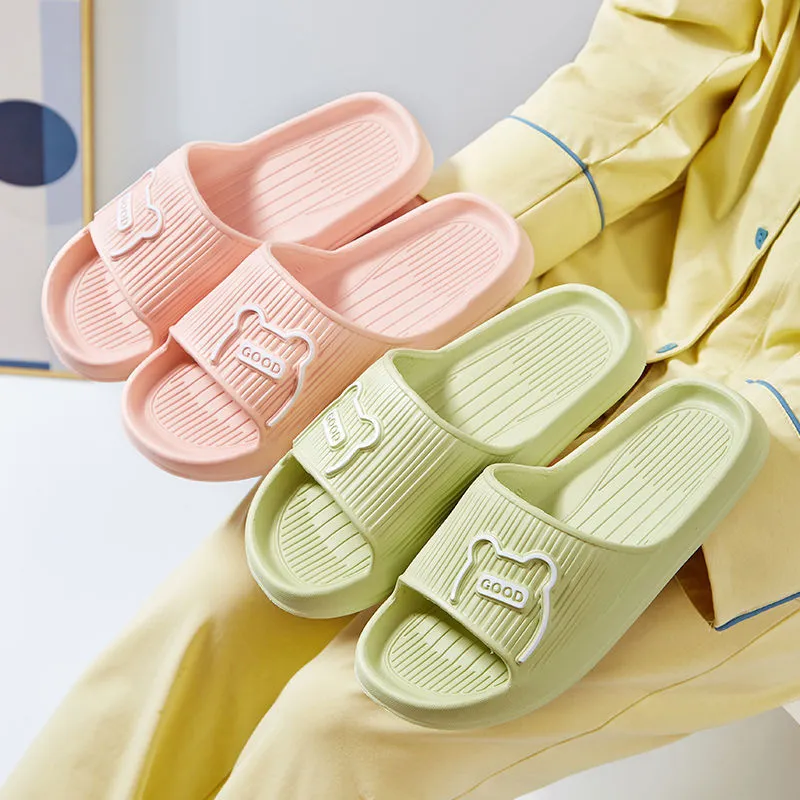 Cartoon bear EVA slippers in lemon yellow, open toe, non-slip sole, for bathroom house use