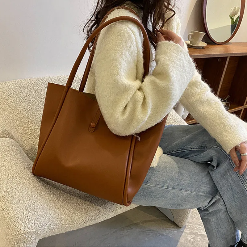 Casual large capacity solid colour tote bag for women with matching wallet in PU material