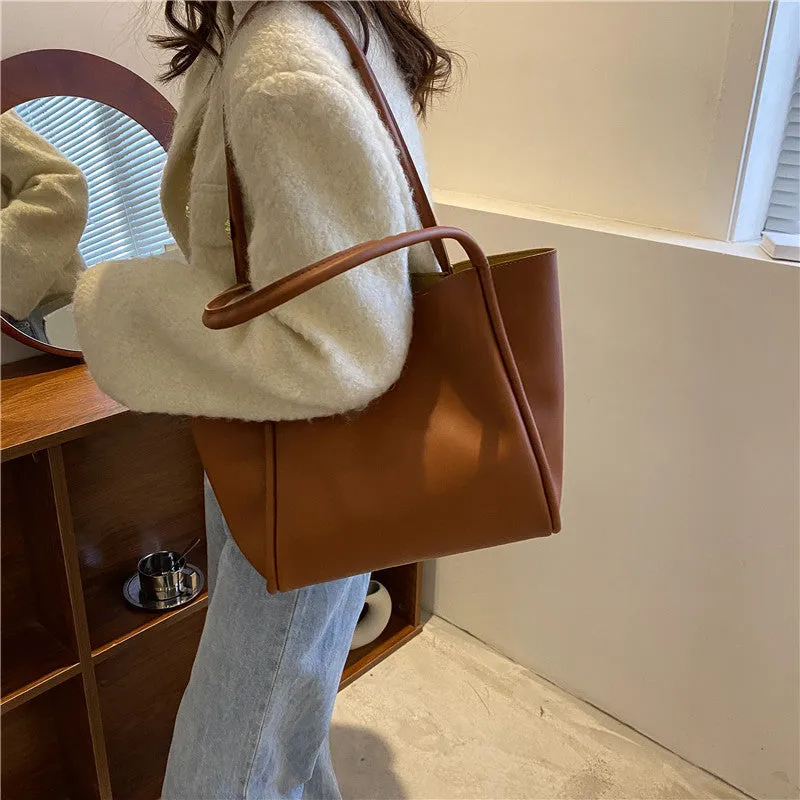 Casual large capacity solid colour tote bag for women with matching wallet in PU material