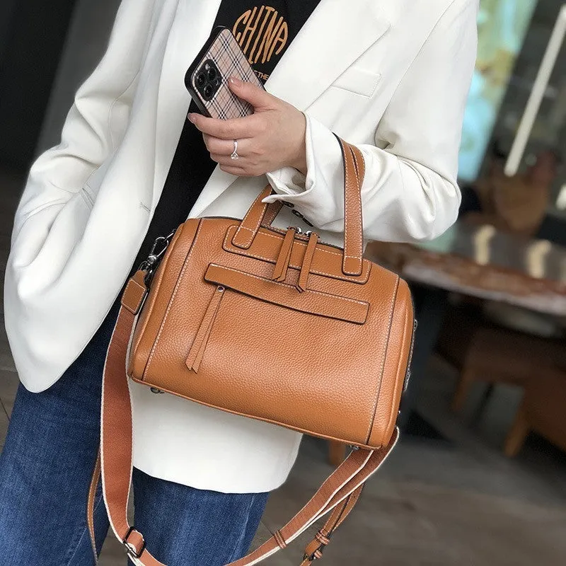 Boston Lychee Pattern Shoulder Messenger Bag in black genuine leather with internal organisation pockets