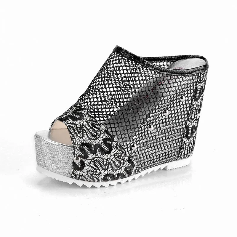 Korean chunky heel platform flip flops with hollowed-out heel design in black, silver, and gold colours