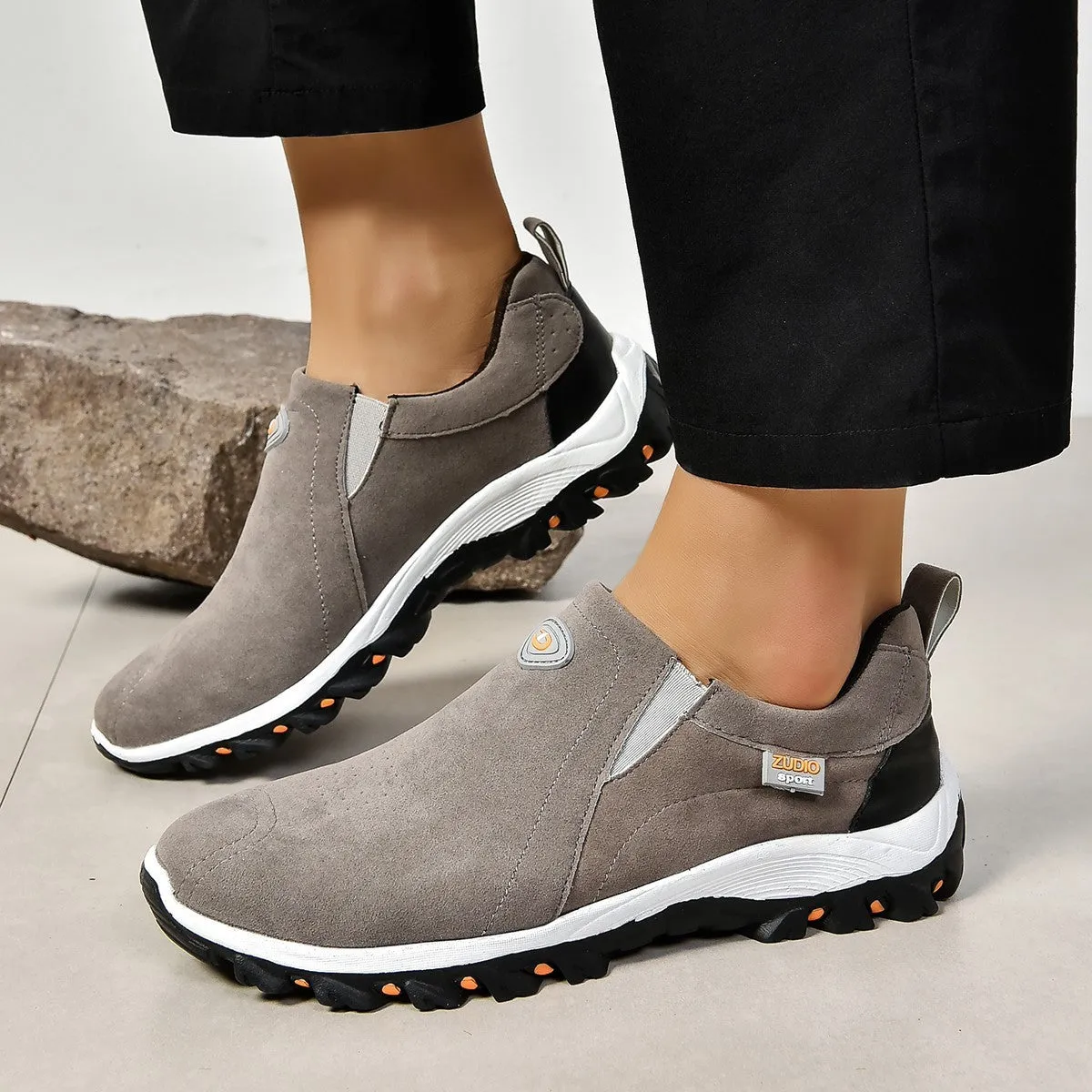Men's thin round head shallow mouth oversleeve shoes in multiple colours with rubber sole