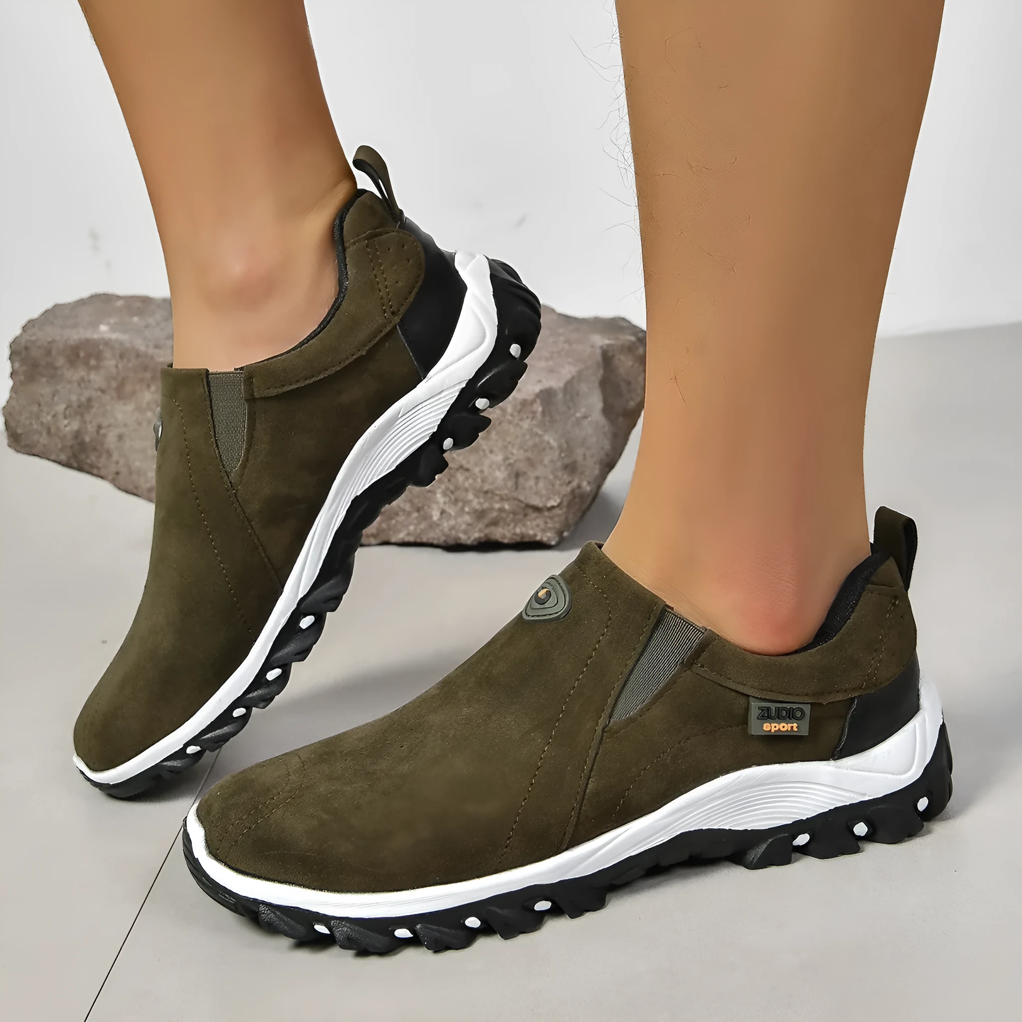 Men's thin round head shallow mouth oversleeve shoes in multiple colours with rubber sole