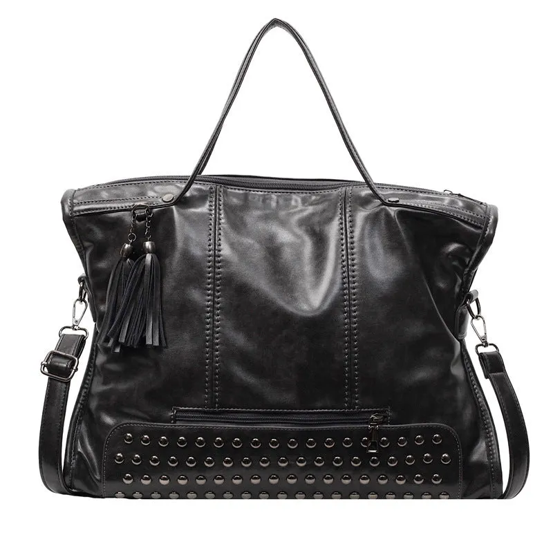 Women's messenger bag with rivet detail, large capacity, horizontal square shape, available in multiple colours